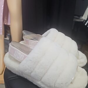 UGG Soft Cream Fluffy Slippers